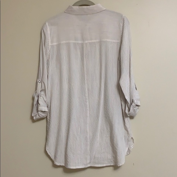 Woman’s Blouse - Picture 3 of 3